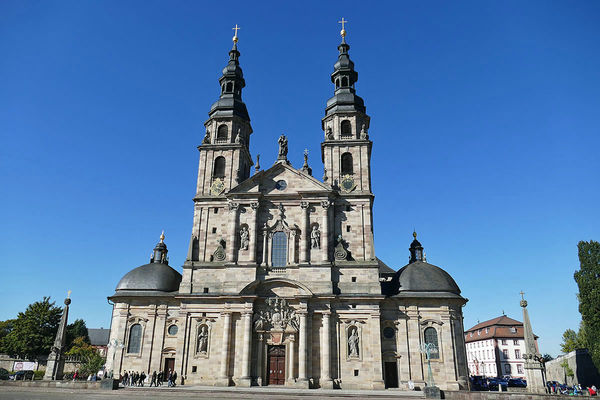Bistum Fulda schaltet Hotline zum Thema „Coronavirus und Auswirkungen auf die Kirche“